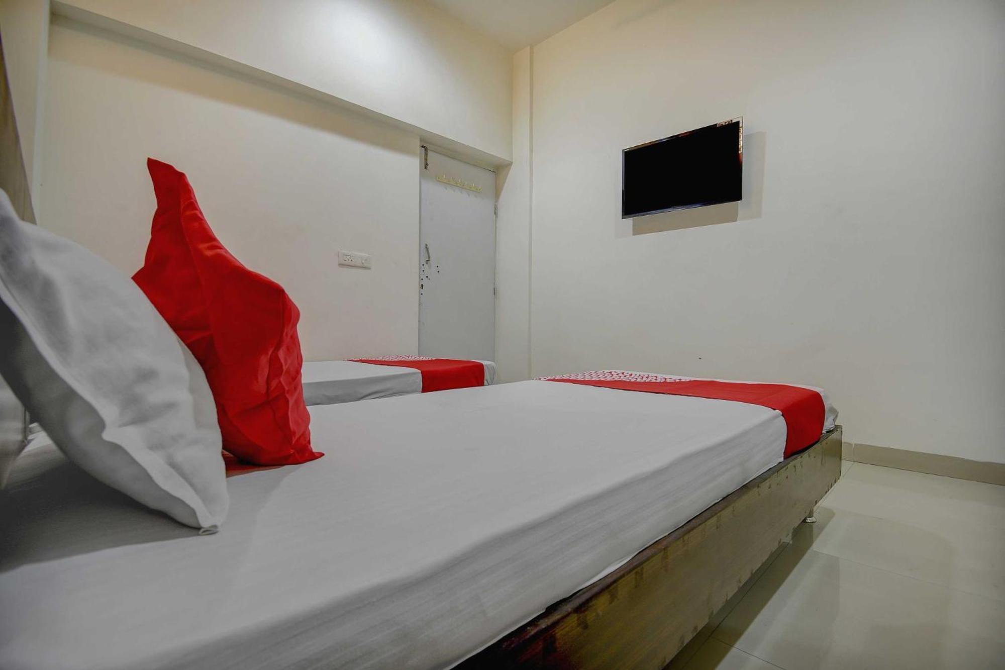 Hotel O Plus Corporate One Khapa  Экстерьер фото