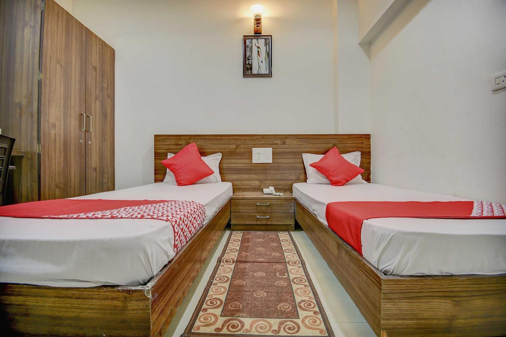 Hotel O Plus Corporate One Khapa  Экстерьер фото